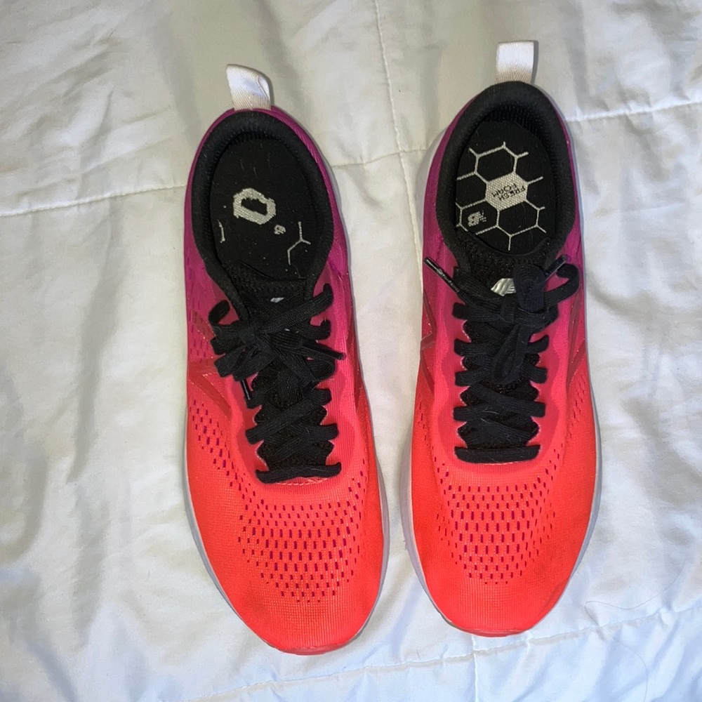 New Balance Bright Orange & Pink Ombré Fresh Foam Shoes 7.5D